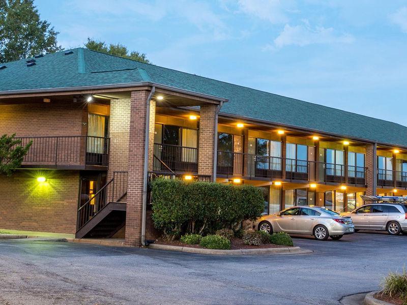 hotel rooms in wilkesboro nc